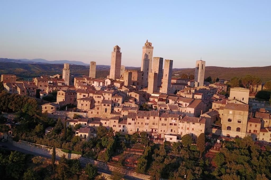 Castello Di Fulignano Ottone Superior Apartment San Gimignano Luaran gambar